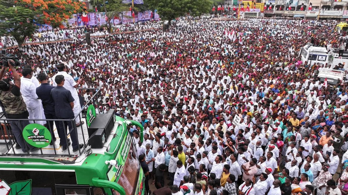 SarathiKc's tweet photo. நாகையில்  எடப்பாடியார் 

கொங்கு மண்டலம் மற்றும் வடக்கு மண்டலத்தை தொடர்ந்து டெல்டாவில் எடப்பாடியார் தனது செல்வாக்கை நிரூபித்து உள்ளார் https://t.co/FFqEE3T3DF