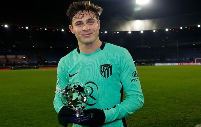 alvaritomfs's tweet image. 💰En tres semanas de mercado el Betis ha ingresado unos 60 millones. Ha concretado ocho salidas
✅Pau López, Valles y Junior Firpo llegan gratis
✨Apuestas por Riquelme, Valentín Gómez, una gran promesa de Argentina, y Gonzalo Petit. Y habrá más pronto. Mucho trabajo avanzado