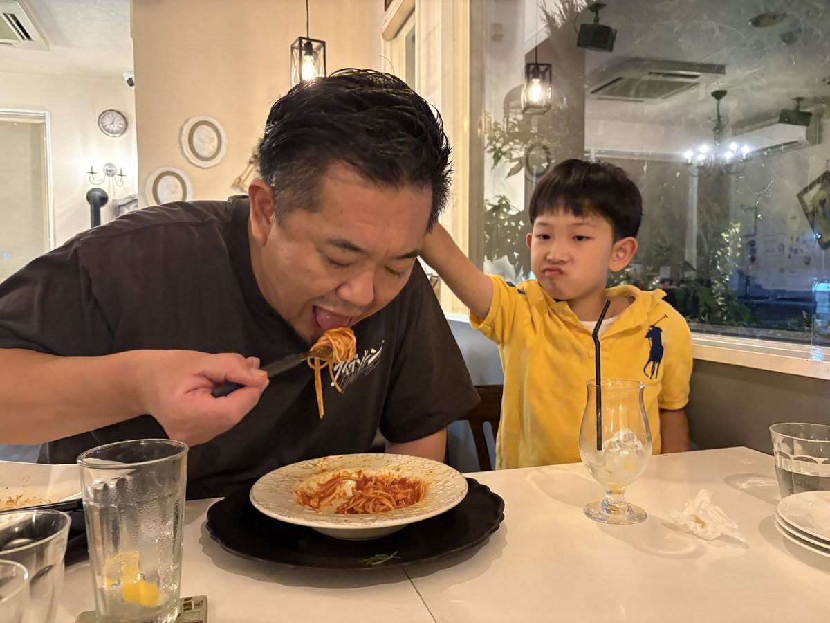 joshusanzokumen's tweet image. 明日は7月21日月曜日は
定休日となります！
息子のために全力で
遊びたいと思います！！