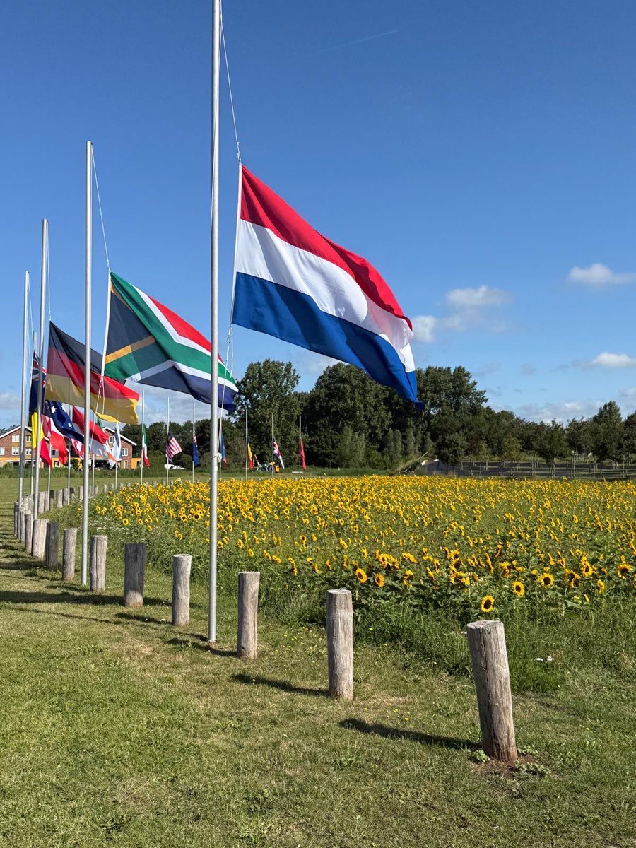 LT_Embassy_NL's tweet image. Deputy Minister @SigitasMitkus in the Hague: tribute to the victims of the MH17 at the National Memorial in pursuit of justice, consultations with 🇳🇱 @minbuza & businesses on EU 🇪🇺 & development cooperation in Ukraine 🇺🇦 & beyond
@LithuaniaMFA