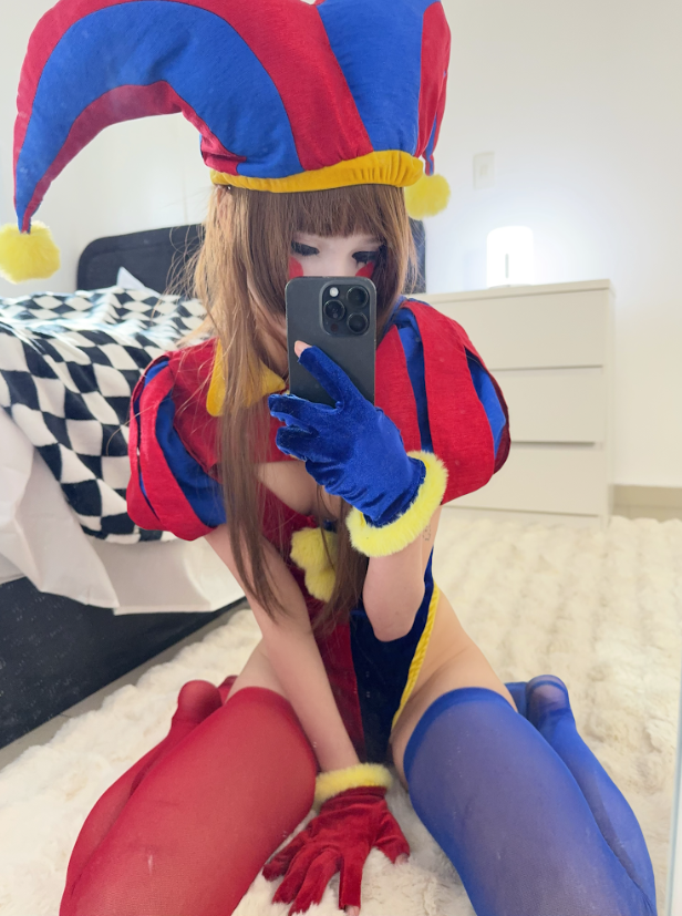 El1tachan's tweet photo. Jokes on you… I’m your favorite distraction 🎭❤️💙

https://t.co/rhJacXNW3r https://t.co/3HEx9b6FPA