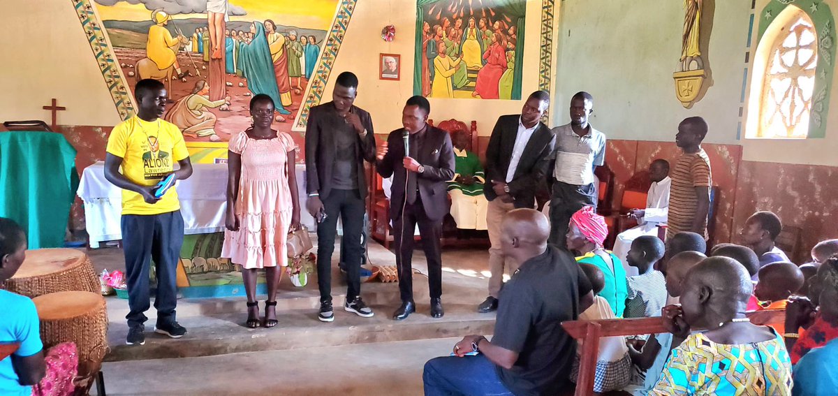 LAlionzi's tweet image. This morning, We joined the Christian community at St. Stephen's Chapel, Under Ombachi Catholic Parish in Prayer and Thanksgiving to God for all his Graces...