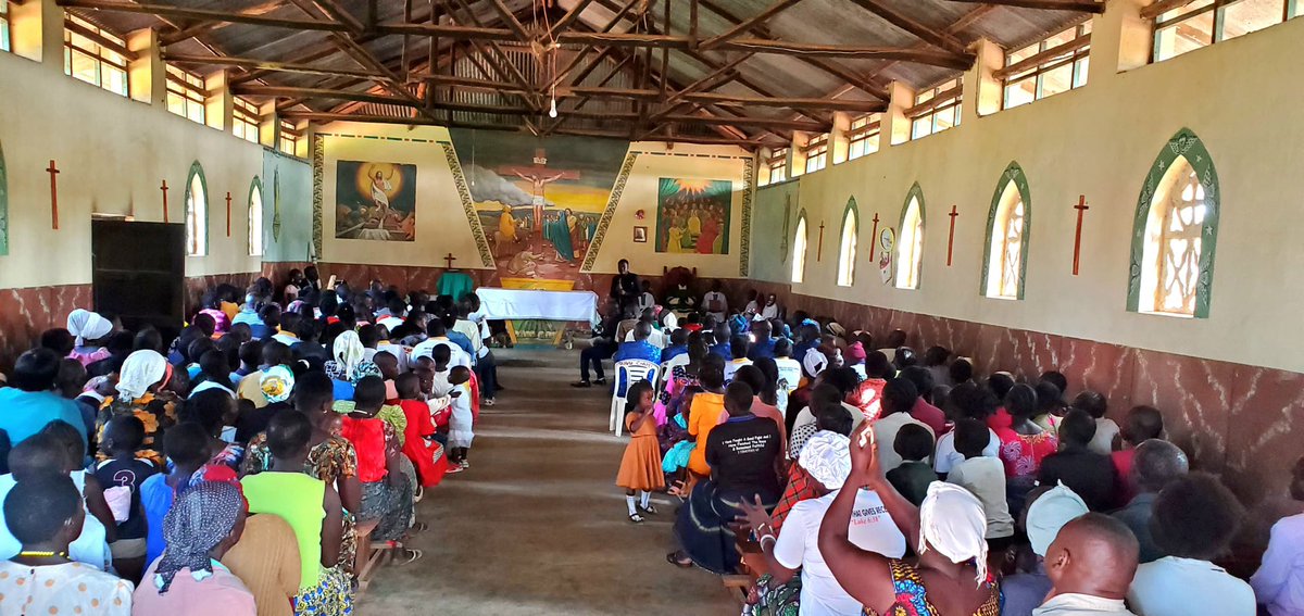 LAlionzi's tweet image. This morning, We joined the Christian community at St. Stephen's Chapel, Under Ombachi Catholic Parish in Prayer and Thanksgiving to God for all his Graces...