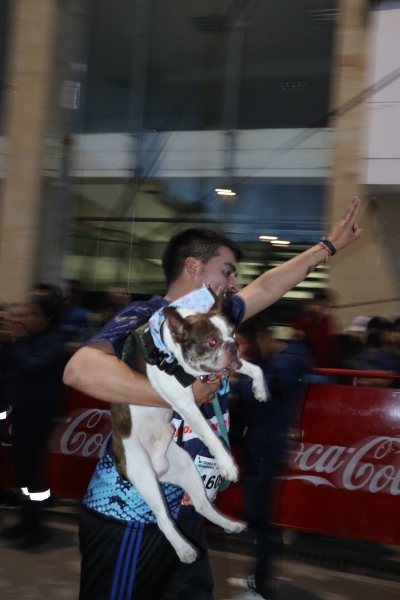 Tocancipá no solo corrió, demostró que es tierra de guerreros. Un paso es un abrazo. La meta, una victoria compartida. Nada nos detiene cuando corremos juntos. 🏃‍♂️🔥 #TierraDeGuerreros #ParcheW”