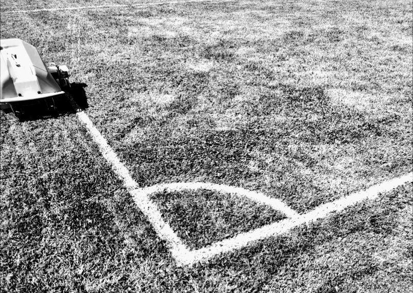 Pitch marking. Bespoke training grids for pre season 
Get in touch 
#football #Rugby #athletics