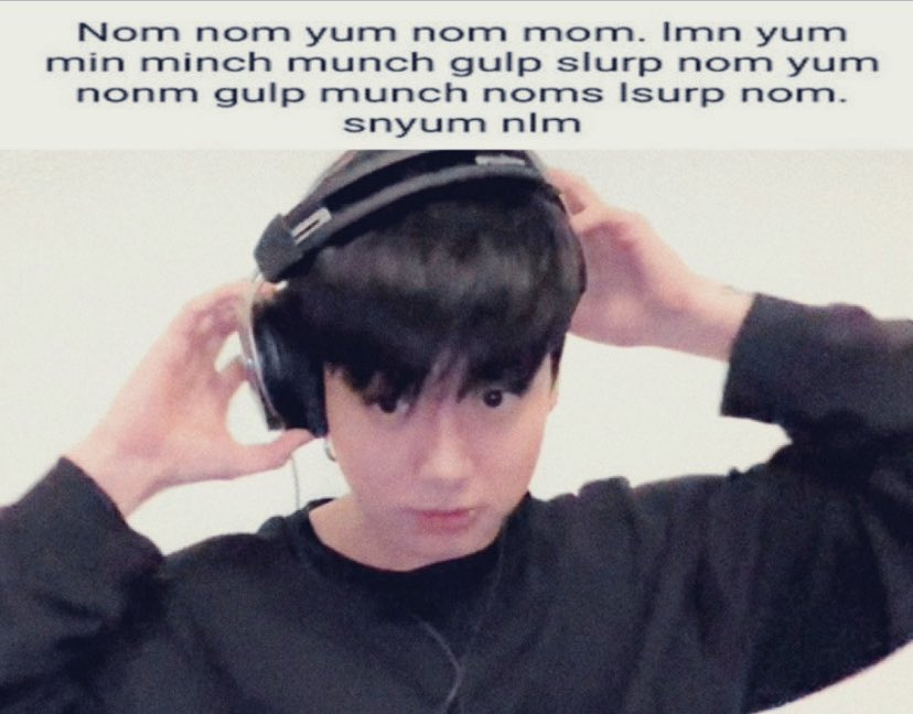 gguk3D's tweet image. me to him