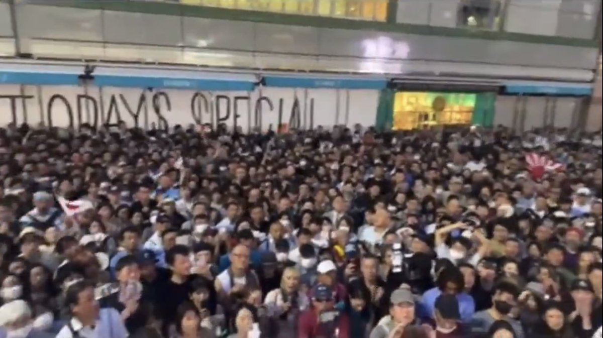 平野雨龍さんの票改竄されてるだろ
いまの日本に絶対必要な方だぞ
こんなに票が少ないのは明らかにおかしい
聴衆でこれだけの国民を集められる人なんて今の政治家にいないよ