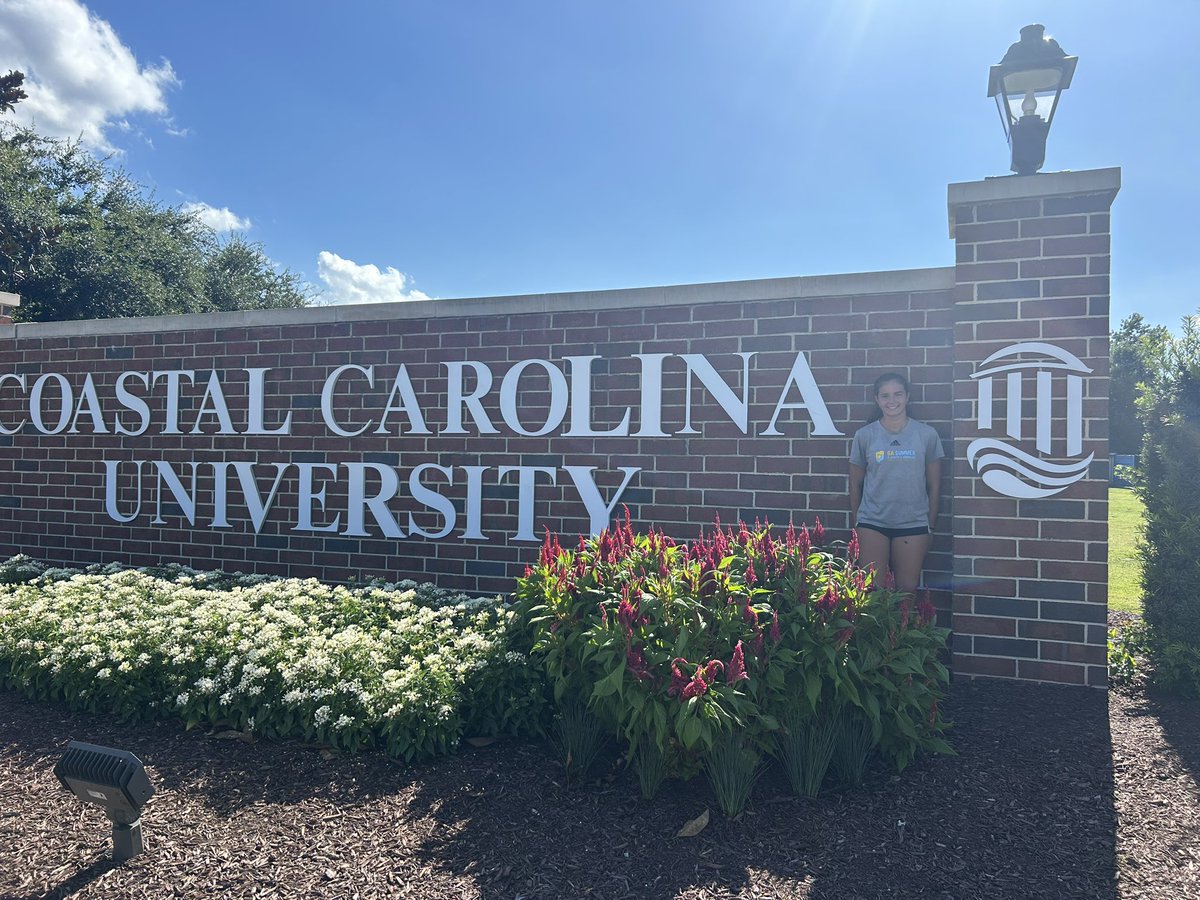 Thank you <a href="/CoastalWSoccer/">Coastal Women's Soccer</a>!! I loved getting to meet <a href="/JoChubb10/">Jo Chubb</a>, <a href="/CoachNikkiBrown/">Nikki Brown</a>, Coach Paul, and Coach Nick! Thanks again for this amazing opportunity
<a href="/BeadlingSoccer/">Beadling Soccer Club</a> <a href="/ImYouthSoccer/">ECNL/GA/Recruiting/College Soccer</a> <a href="/GAcademyLeague/">Girls Academy</a> <a href="/PrepSoccer/">Prep Soccer ⚽️</a> <a href="/Beadling2009GA/">Beadling 2009 Girls Academy Team</a> <a href="/TopDrawerSoccer/">TopDrawerSoccer</a>