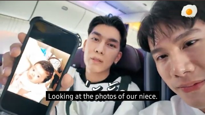 Ⓛⓤⓒⓗⓘ มevv ✨️ (@a1way5_mew) on Twitter photo "Looking at the photos of our niece" 😭💖
Nene is so adorable.
MEWTUL ON TOUR
#SunnySidedUpEP15
#MewSuppasit #Tul_Pakorn #MewTul
<a href="/MSuppasit/">mewsuppasit</a> <a href="/octotul/">TUL PAKORN III💫</a> "Looking at the photos of our niece" 😭💖
Nene is so adorable.
MEWTUL ON TOUR
#SunnySidedUpEP15
#MewSuppasit #Tul_Pakorn #MewTul
<a href="/MSuppasit/">mewsuppasit</a> <a href="/octotul/">TUL PAKORN III💫</a>