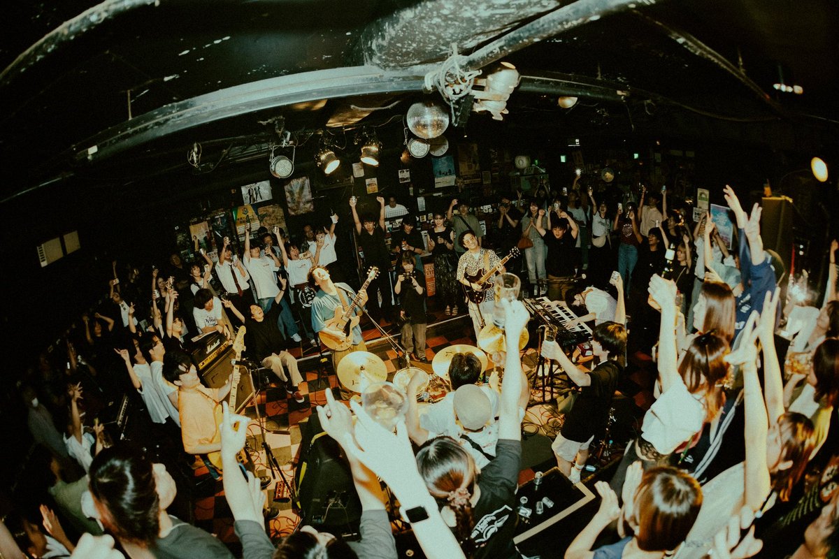 取り急ぎ、、！

本日は飲んだくれday&amp;night4周年企画
「飲暮日夜vol.4」ありがとうございました✌️

出演いただいた
ロケットボーイズ<a href="/the_rocket_boyz/">ロケットボーイズ / Rocket Boyz</a> 
宇宙団<a href="/uchudan/">宇宙団</a> 
JIJIM <a href="/jijim_official/">JIJIM</a> 
を初め、お越しいただいた皆様ありがとうございました！

photo by <a href="/_gmng_/">清水舞</a>