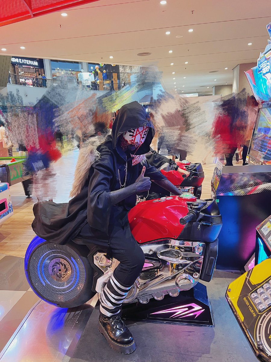 L3EARFAT_ST's tweet image. Roll or die, you bet, I'm a rider ๐๏ธ