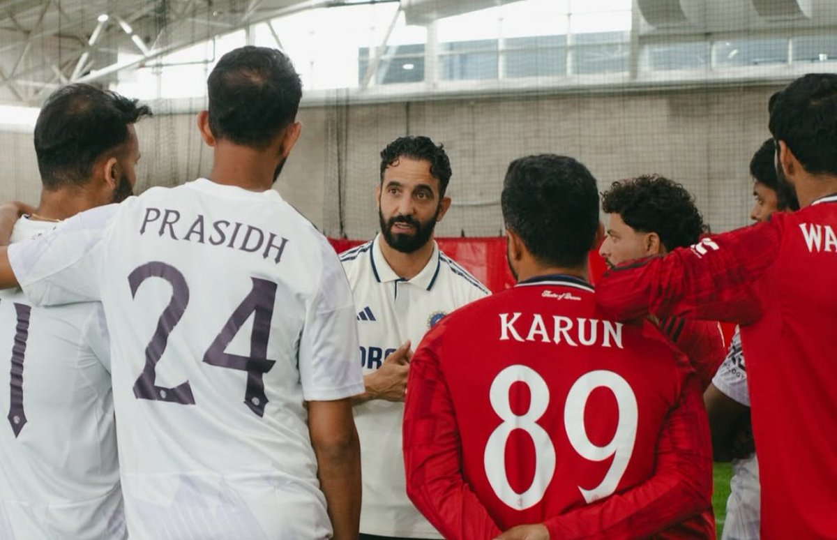 Manchester United Head Coach Ruben Amorim giving his valuable thoughts to Indian players. 🇮🇳