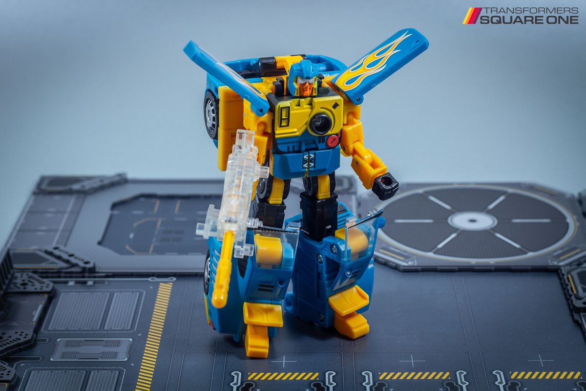 Triple_Takeover's tweet image. Does the Energon Hot Shot mould work for Nightbeat?
You can hear our take in our new Unicron Trilogy miniseries chat, featuring MAZ! Live exclusively at patreon.com/TripleTakeover