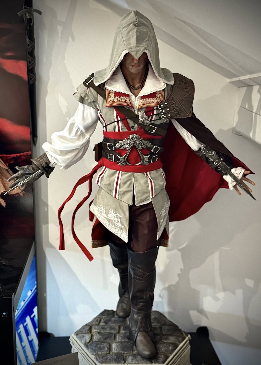 PureArtsLimited's tweet image. Geo has his epic Prestige Line - Assassin's Creed Ezio Auditore 1/2 Scale Statue set up 😍
Get yours now! ➡️ ow.ly/uSZs50SEBcs
📸 Show us your PureArts collection! Tag us & use #PureArtsSnap