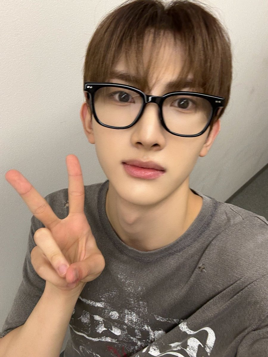 myspace_0817's tweet image. 허걱🩵