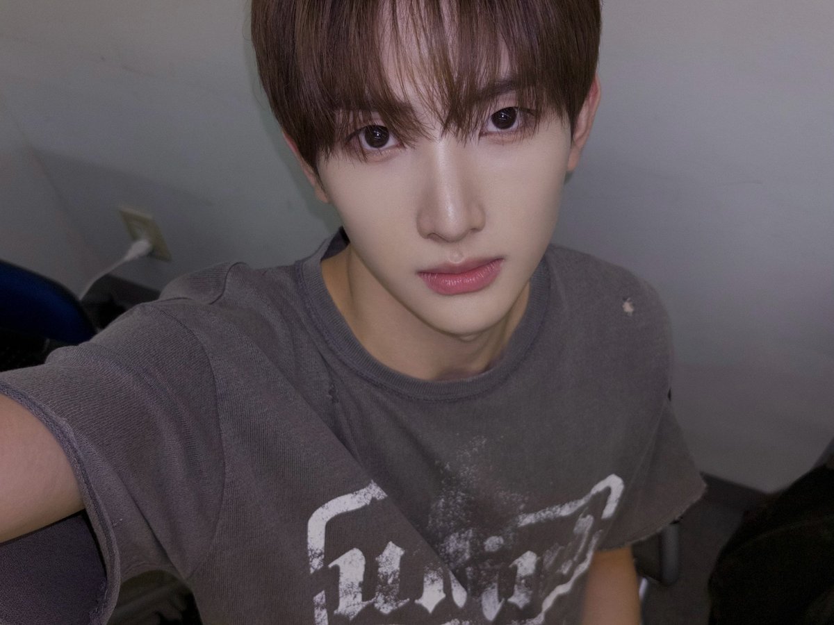 myspace_0817's tweet image. 허걱🩵
