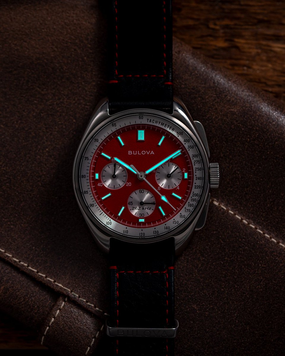 baldassarreted's tweet image. We’re closing out the weekend with Bulova’s “Blood Moon” take on its Lunar Pilot Chronograph. With its bright red dial, this model continues to be one of the boldest takes on the Lunar Pilot within the brand’s archive series, and gets its nickname from the hue of the moon as seen…