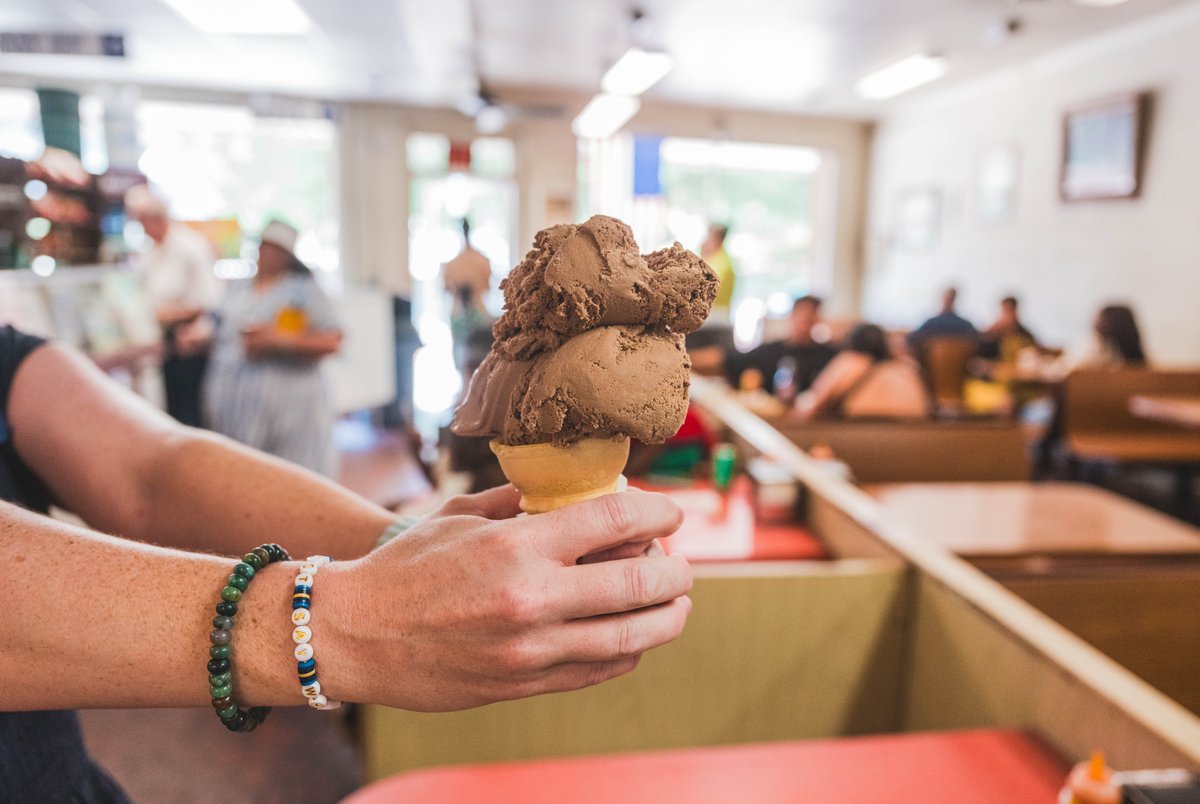 UNCG's tweet image. Celebrate #NationalIceCreamDay with a scoop from Greensboro’s own Yum Yum Better Ice Cream! 🍦
This Spartan spot has been serving our favorite homemade treats since 1906.
