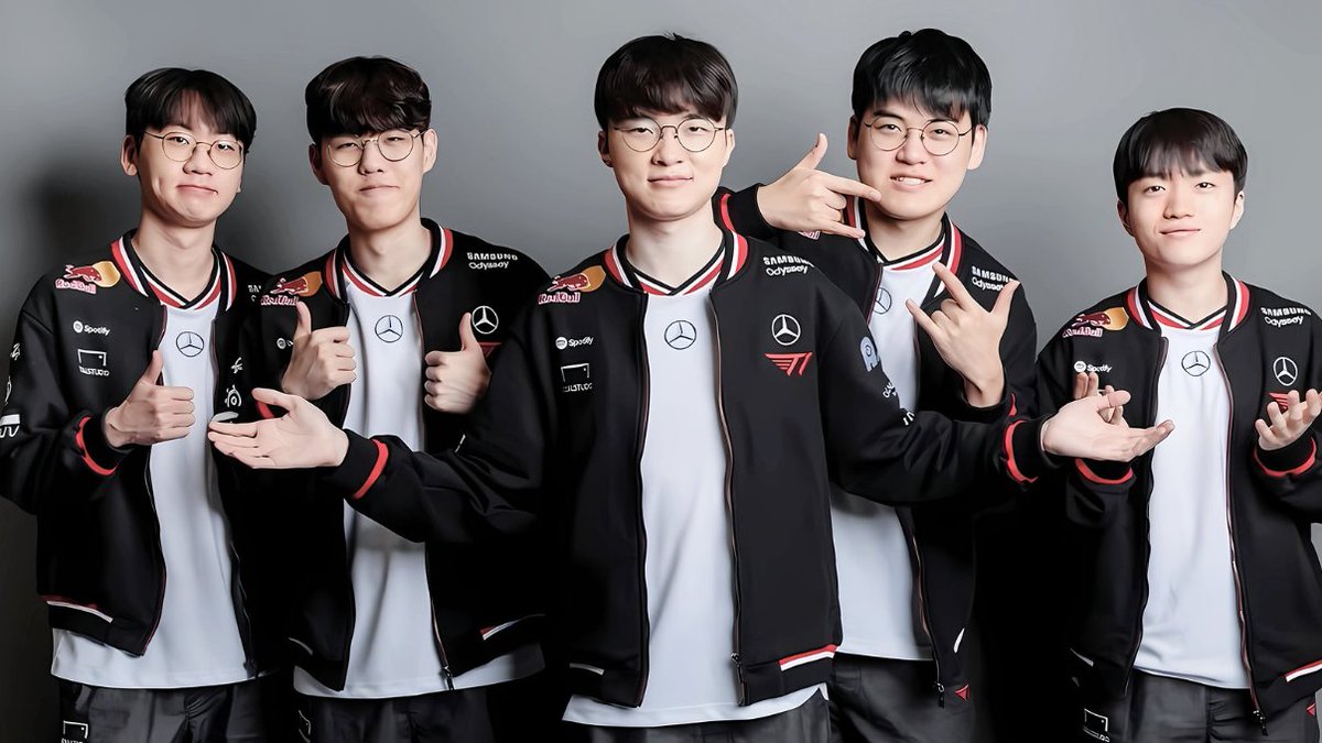 T1 luego de su derrota ante AGAL logran quedarse en 3ero tras eliminar una vez más a G2 de la ecuación 🥉

#EsportsWorldCup