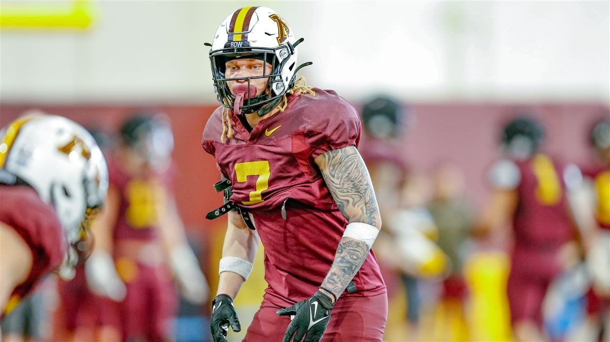 RyanBurnsMN's tweet image. #Gophers safety Aidan Gousby had the light come on in Minnesota's victory over USC, and then became one of the surest tacklers on the team.
What clicked for him?
"Honestly, just going out there and just being fearless."
247sports.com/college/minnes…