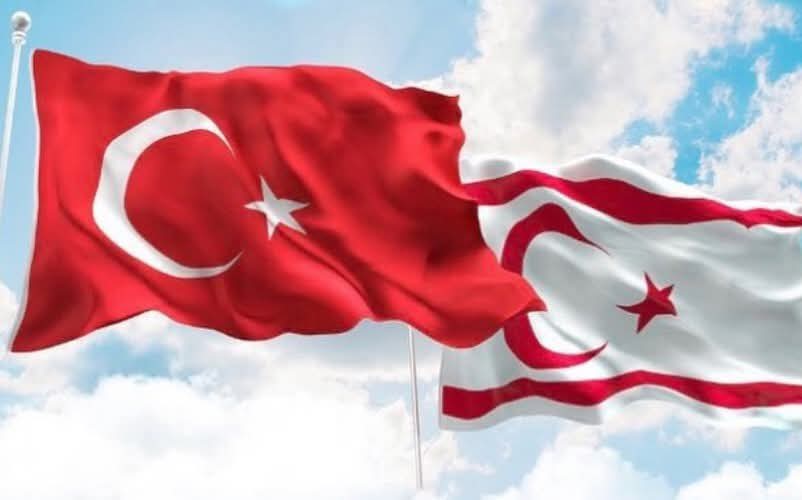 Bir gece ansızın gitti Mehmedçik. Kara donlu kâfiri bertaraf ederek Kıbrıs Türk'ünü zulmün elinden çekti aldı ve KKTC doğdu!
Kıbrıs Barış Harekâtı'nın kutlu 51. Yılında... aziz Şehidleri ve şanlı Gâzîleri saygı ve minnetle anıyorum!
#KıbrısBarısHarekatı
#20Temmuz1974