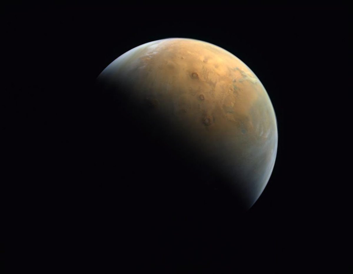 UAE Embassy US (@uaeembassyus) on Twitter photo 🚀Five years ago, the UAE’s Hope Probe embarked on a historic journey to Mars, marking the Arab world’s first interplanetary mission. This achievement, supported by UAE-US partnerships, stands as a testament to the UAE’s commitment to innovation in space. 🚀Five years ago, the UAE’s Hope Probe embarked on a historic journey to Mars, marking the Arab world’s first interplanetary mission. This achievement, supported by UAE-US partnerships, stands as a testament to the UAE’s commitment to innovation in space.