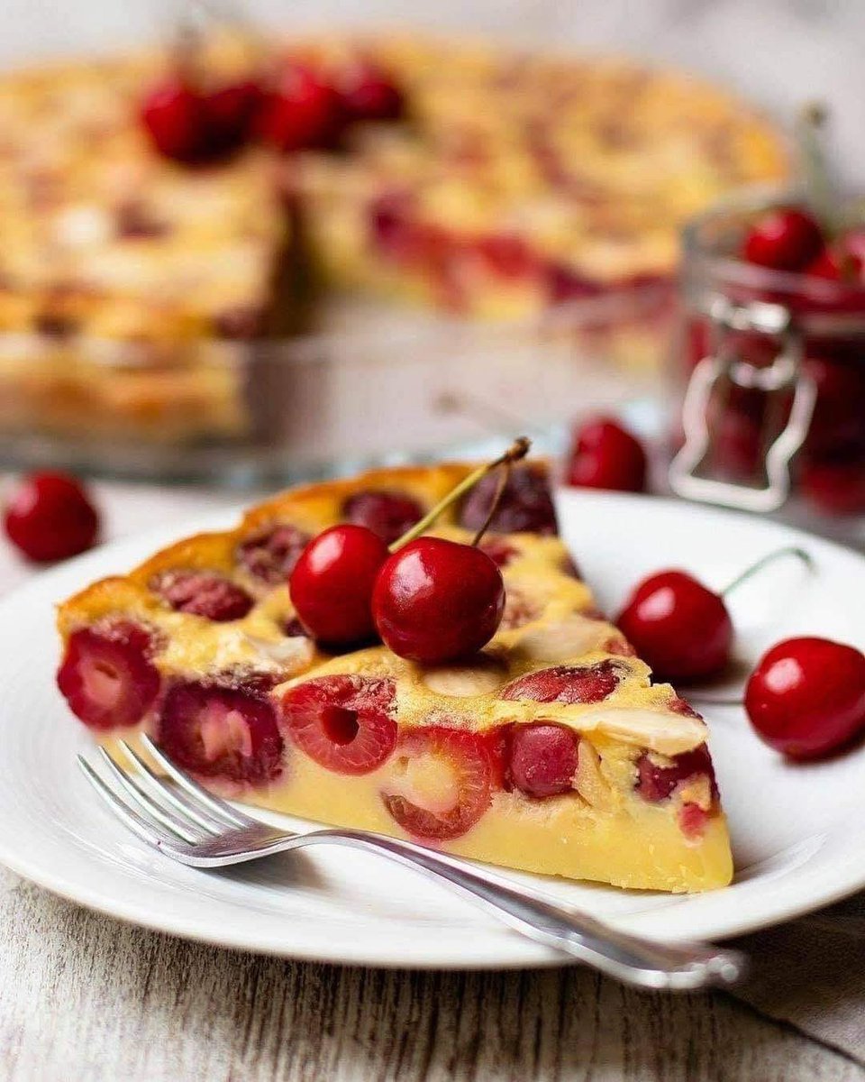 TasteAtlas's tweet image. Clafoutis
📍Limousin, France 🇫🇷
⭐ 4.1
Authentic Clafoutis Recipe: tasteatlas.com/clafoutis/reci…
Originating from the Limousin area in France and dating back to at least the mid-1800s, clafoutis is a traditional, crustless French flan, tart, or a type of thick pancake typically…