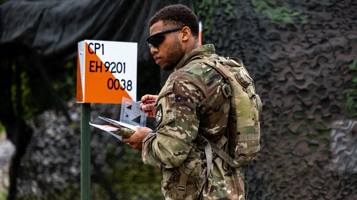 ArmyROTC's tweet image. The 8th Regiment #AdvancedCamp are on point as they find their way through Day Land Navigation at #CST2025!!
馃摳 by Brandon Clark, University of South Alabama, CST Public Affairs Office
Check out the link in our bio for more!