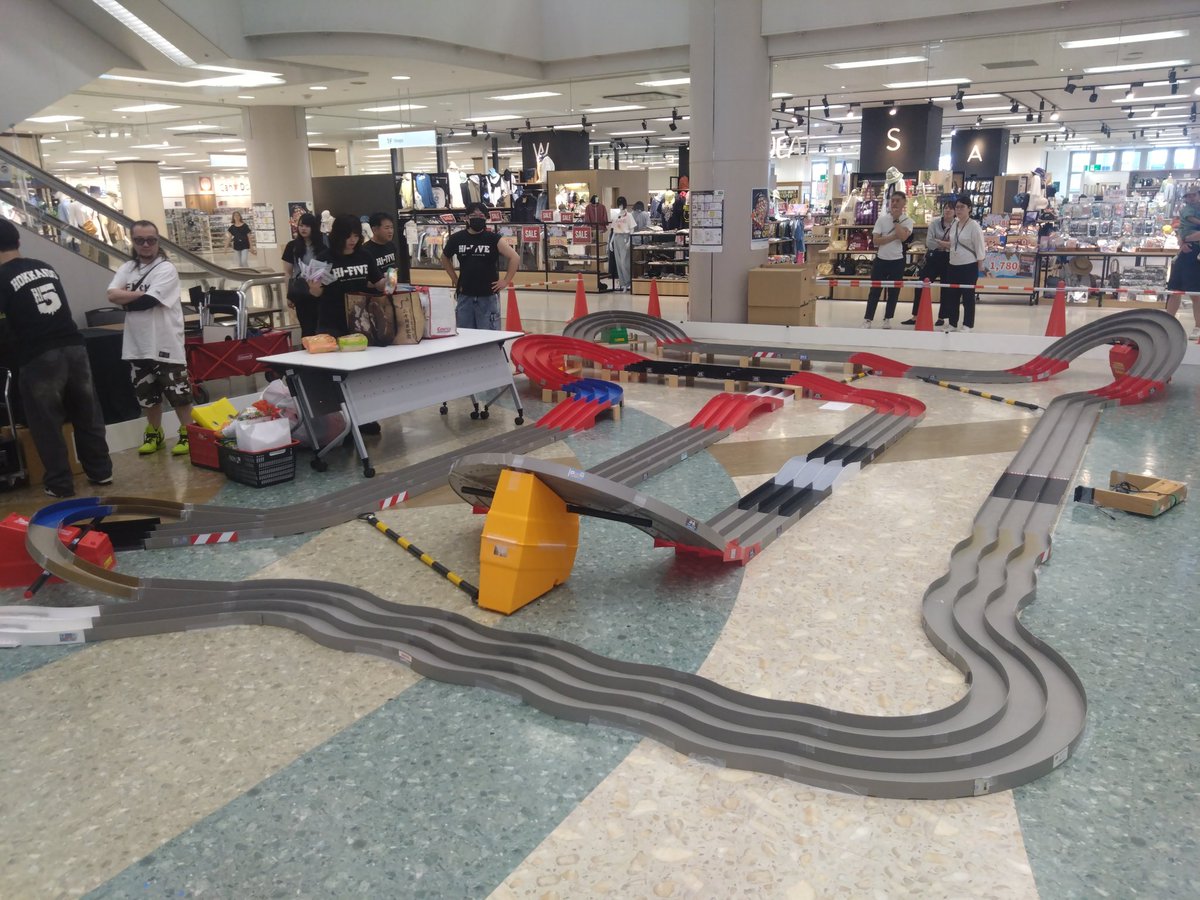 9999Technology's tweet image. ハイファイブ十勝大会から帰りました!
各クラスはダメダメでしたが、まぁ楽しけりゃえぇやん!!とても充実した1日でした!
皆さんお疲れ様でした!!