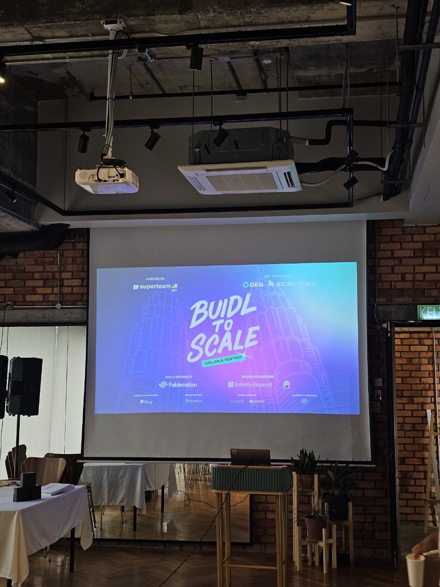 hypebiscus_xyz's tweet image. Had an incredible time at the Buidl to Scale event today! 🚀
Special thanks to the amazing hosts: @SuperteamMY @GENPowered and @Scaling_X
Congratulations to @GENPowered @blox_malaysia @_jadaex on signing MOUs!
Looking forward to tomorrow’s Malaysia Blockchain Week!