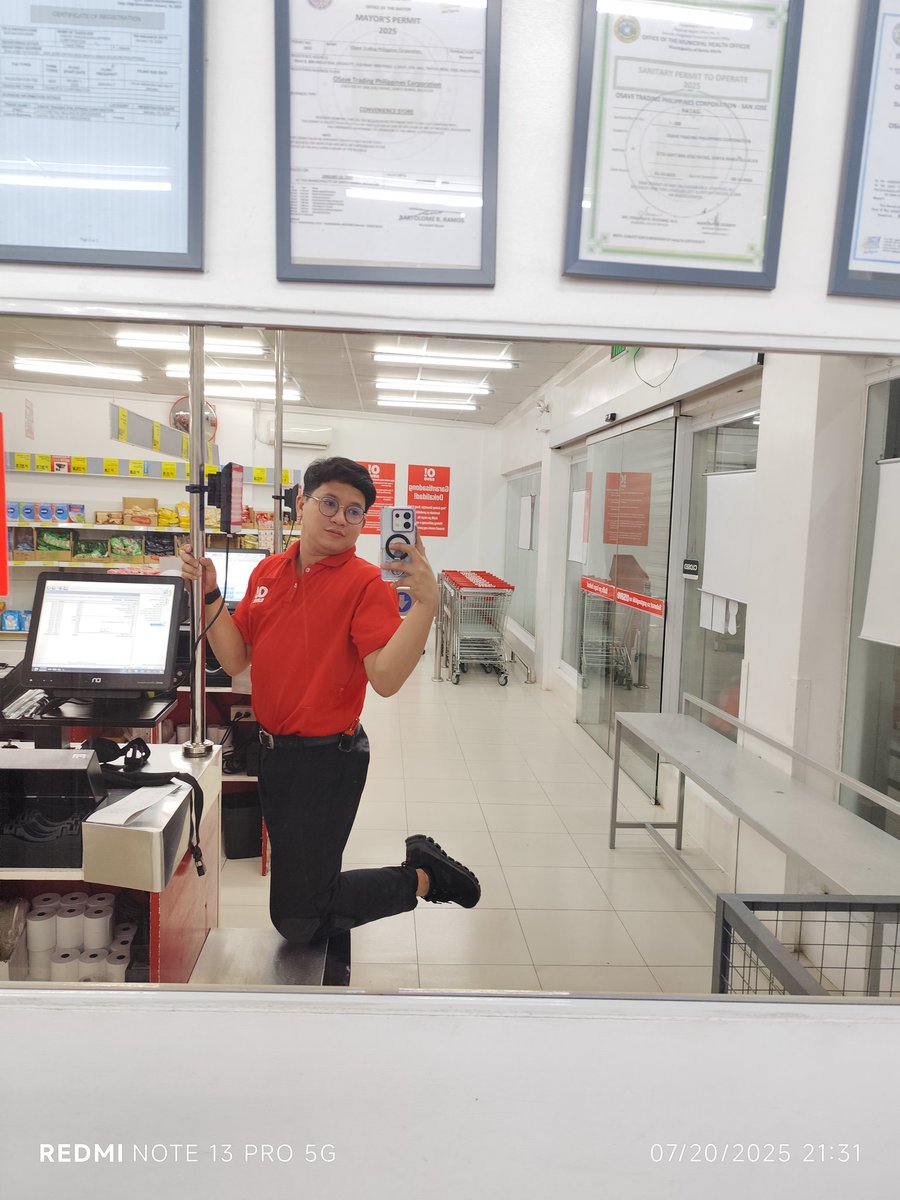 CleyAdd's tweet image. Ang laki ng tubo 🤣🤤