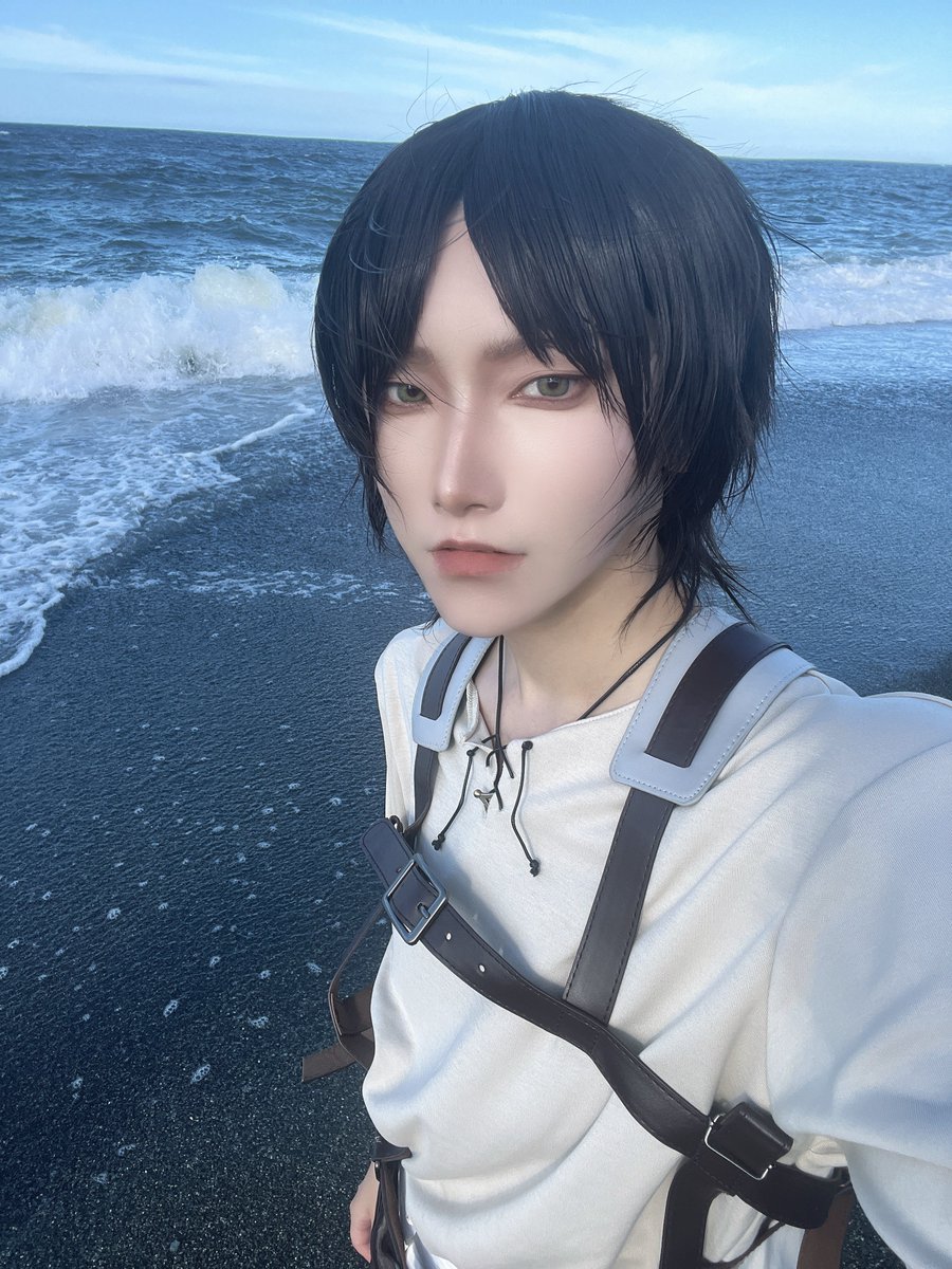 yun0chan7's tweet image. cos / aot
幼馴染で海撮影行ってきた🕊️