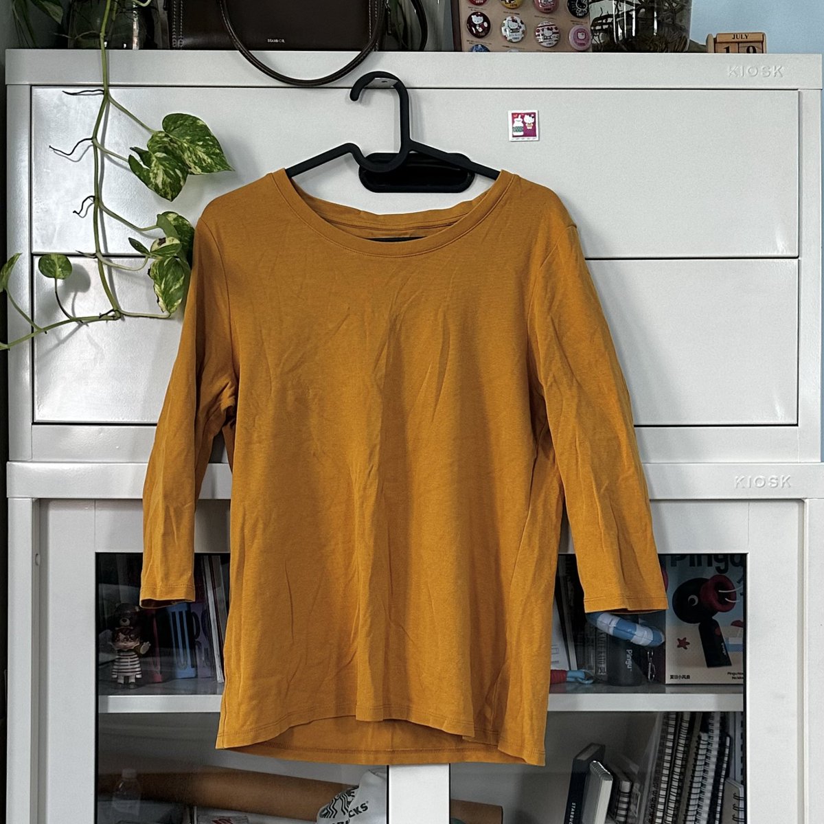 thx_jarid's tweet photo. เสื้อ Uniqlo สีเหลืองมาสตาร์ท แขนยาว ใหม่มาก เคยแค่ลองสวม
อก 36 (ยืดได้อีกเยอะ)

79.-
#ส่งต่อเสื้อผ้า #เสื้อผ้ามือสอง #ส่งต่อเสื้อผ้ามือสอง #ส่งต่อเสื้อผ้ามือ2 #เสื้อผ้ามือ2 #เสื้อผ้ามือสองสภาพดี #โล๊ะตู้เสื้อผ้า #ส่งต่อ https://t.co/pf6EiP5xvN