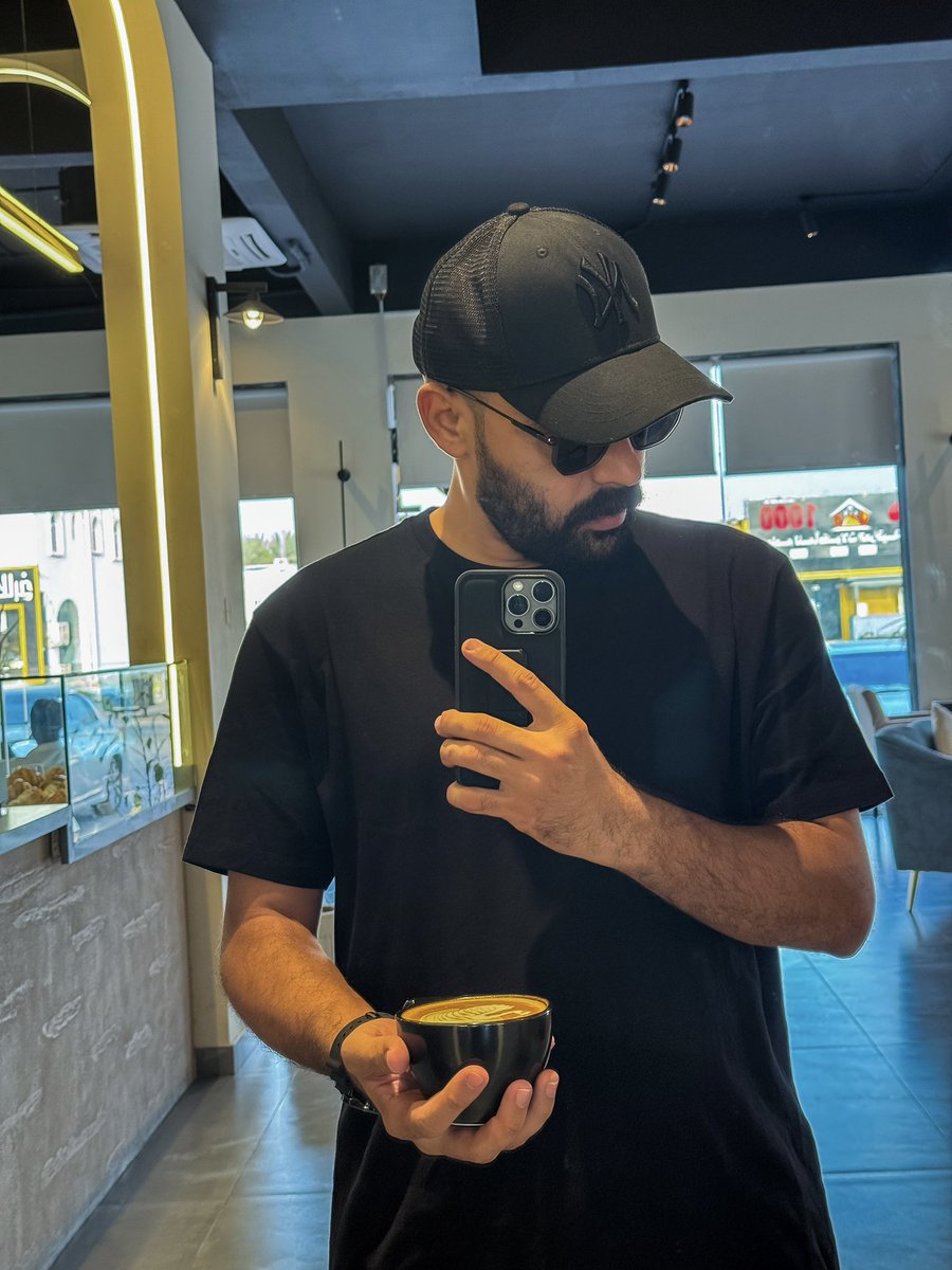 ليت كل الناس بأوصاف الغيوم
  لا سـواد ولا نفـاق و لا ريـا