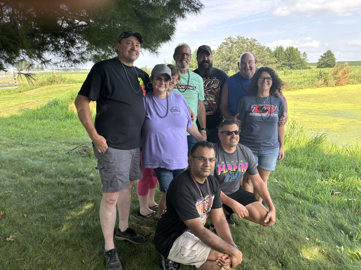 myrick29's tweet image. Can’t wait to see these people next month 🫶🤗 #knoxville25