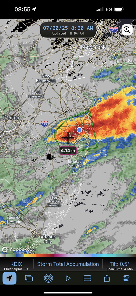 W3MSB's tweet image. Severe weather seems to find me while camping. The only storm in all of NJ dumped 4 inches of rain from 0515-0600 Sunday morning between Allaire and Sea Girt. I evacuated my tent at 5am. HRRR nailed this at 11pm last night so I was expecting it. @WxFront @NWS_MountHolly
