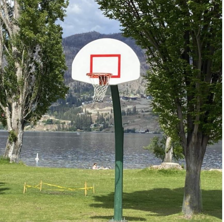 dave_severns's tweet image. Hoop of the Day… Pioneer Beach, Kaleden, BC, Canada (courtesy of Stephen McKay) #hoopoftheday
