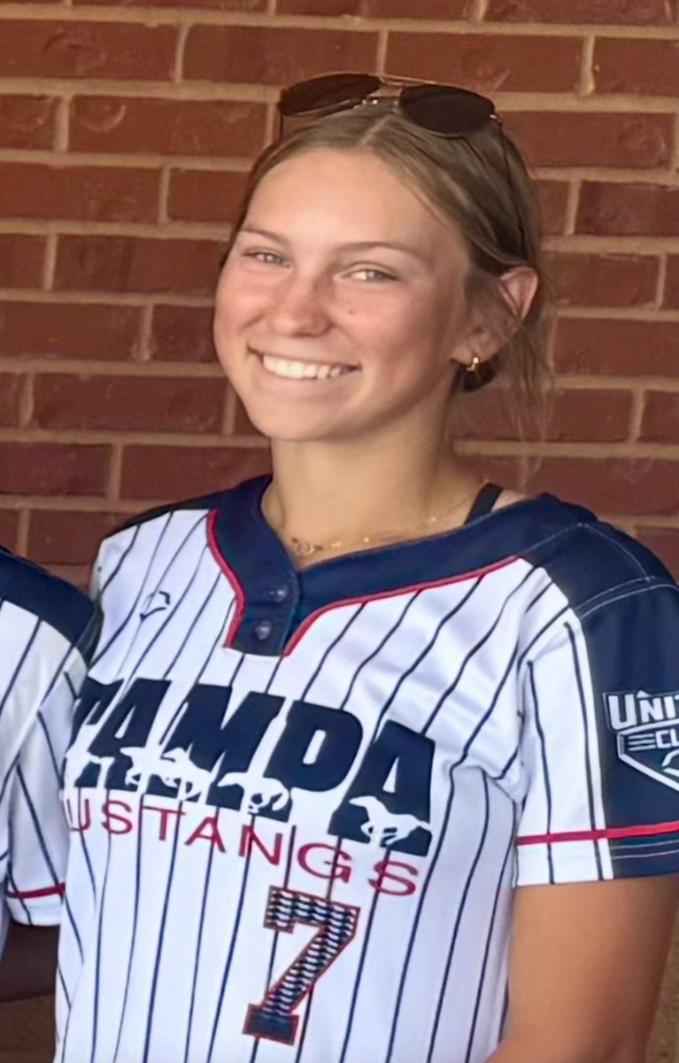 MustangsRene's tweet image. Wishing a Happy Birthday to Lizzie Ozim 🎂🎉 @LizzieOzim7