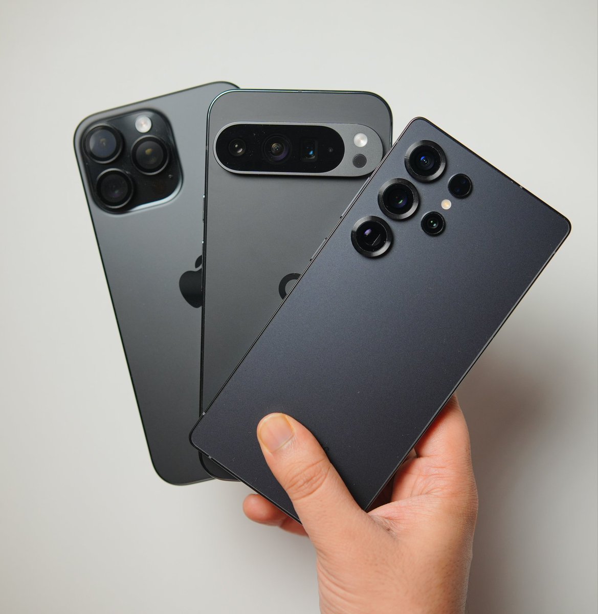 CID tweet media