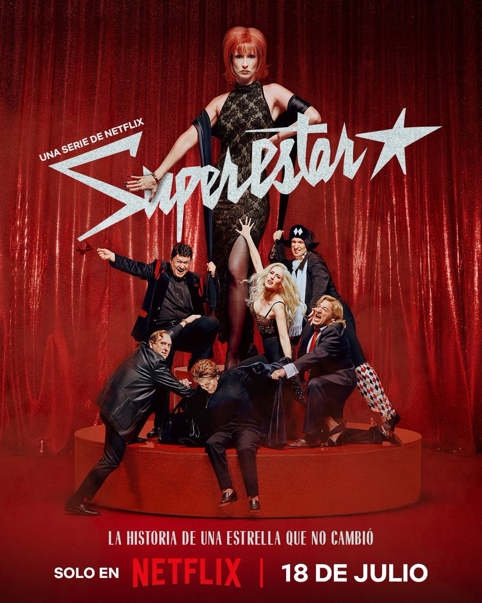 xavipargon's tweet image. ‘Superestar’, muy a favor de que surrealismo y costumbrismo colisionen para contar los seis puntos de vista de un momento único en la cultura pop española, tan esperpéntico que merecía esta visión, entre el realismo mágico de Chema García Ibarra y el absurdo de Roy Andersson.