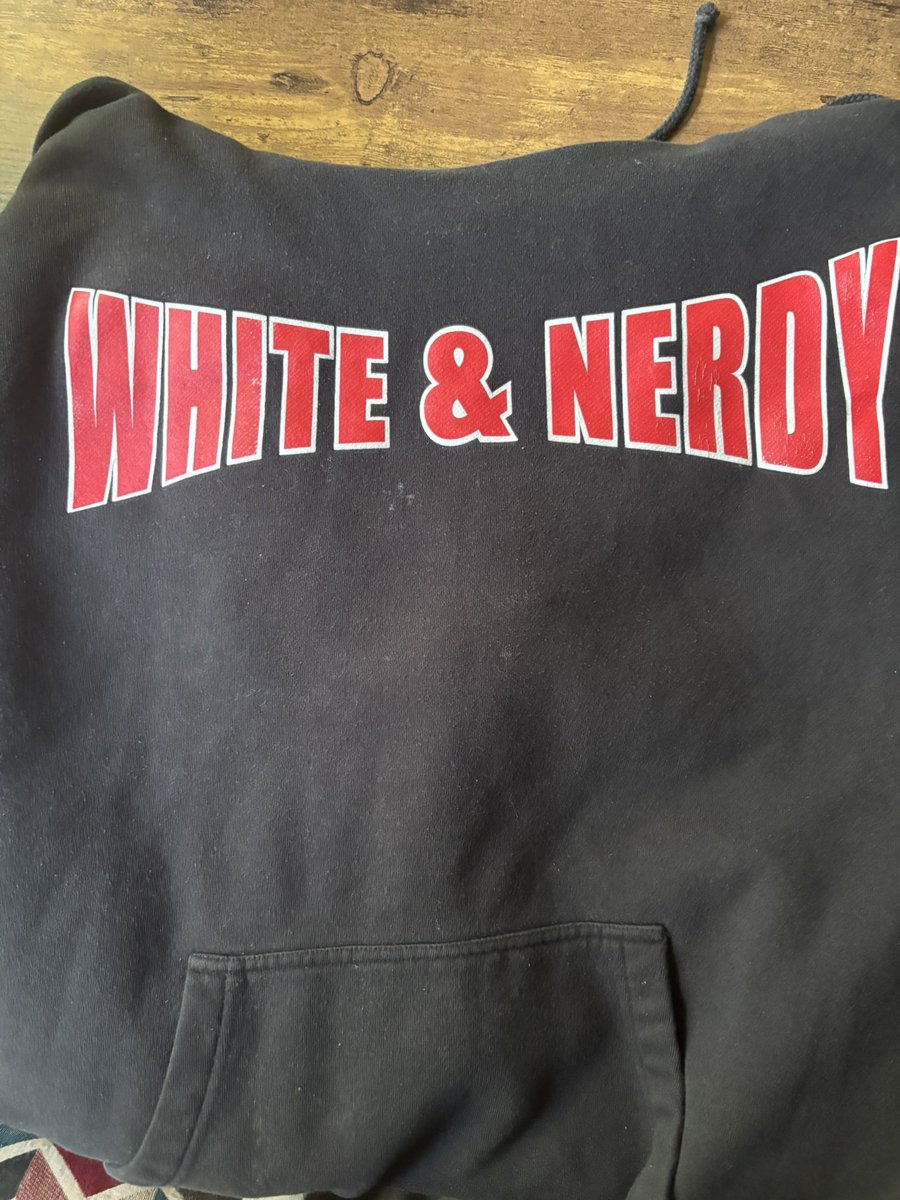 beausolai's tweet image. Got this bad boy in 2007 At a weird AL concert
It was the first concert I ever went to