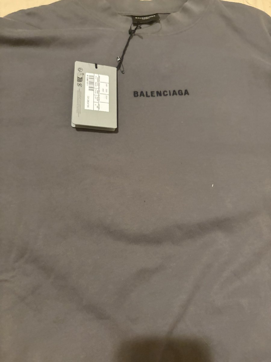 shamoney (@killbill1120) on Twitter photo <a href="/SellKicksSunday/">SellKicksSunday</a> Balenciaga shirt sz medium runs oversizes fits large/xl retail $400 give me $200 <a href="/SellKicksSunday/">SellKicksSunday</a> Balenciaga shirt sz medium runs oversizes fits large/xl retail $400 give me $200