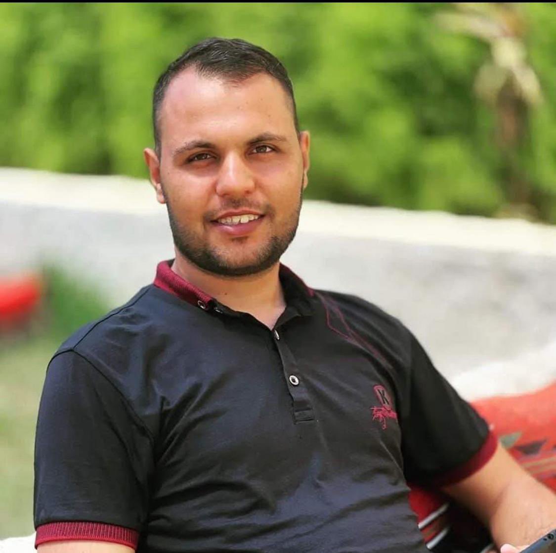 GazaMartyrs's tweet image. “I’m hungry! I say it and I’m not ashamed.”
Firas Jouda Al-Akkad, who was killed by Israel today in the tent he was sheltering in, in Khan Younis.