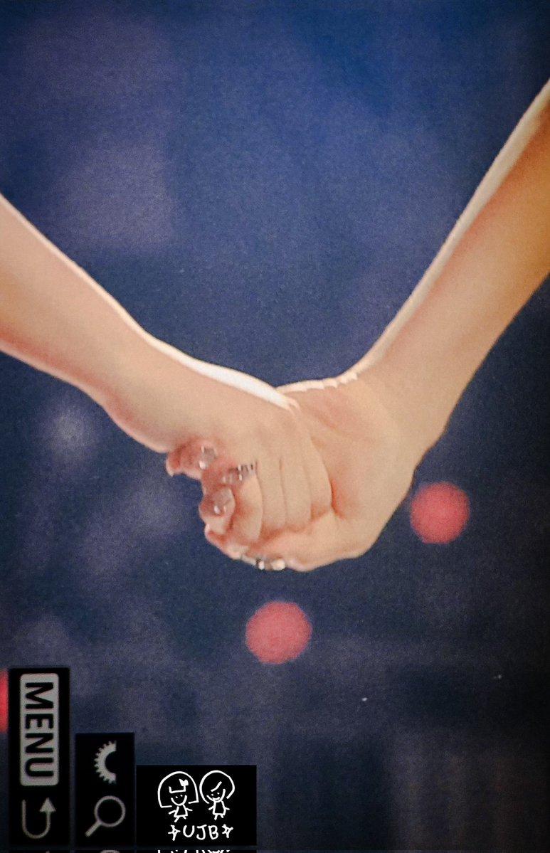 YuangleJYJH's tweet image. 250720 프리뷰
' 오래보자 '
#TWICE #트와이스 #トゥワイス #정연 #JEONGYEON #ジョンヨン #지효 #JIHYO #ジヒョ
