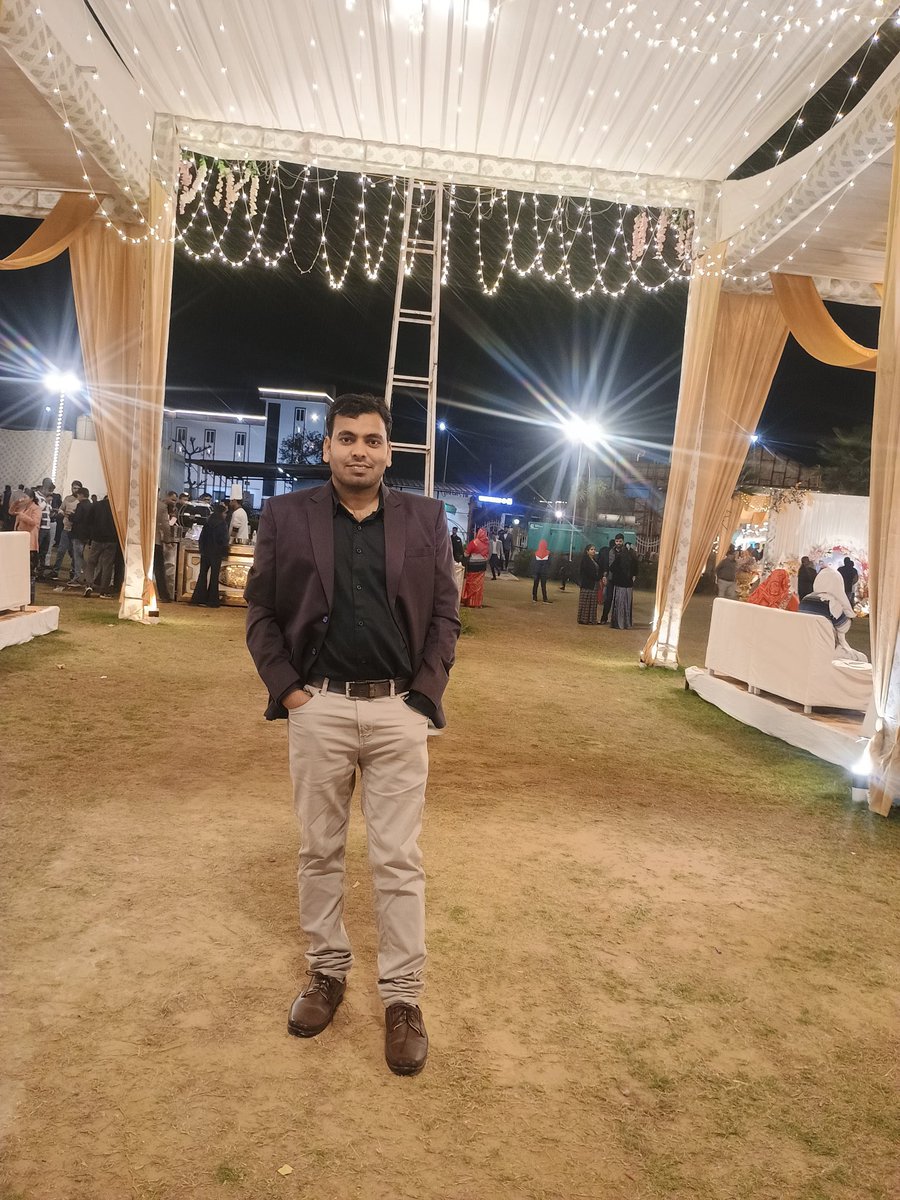 अज़ीज़ मित्र Mr. मुनेश सैनी जी (RAS-लेबर इंस्पेक्टर) को जन्मदिन की बहुत बहुत बधाई और शुभकामनाएं ..
🎂🥳🎉🎉
<a href="/MuneshSaini4U/">𝐌𝐮𝐧𝐞𝐬𝐡 𝐒𝐚𝐢𝐧𝐢</a> <a href="/Kshatriya_Saini/">The Saini Community</a>