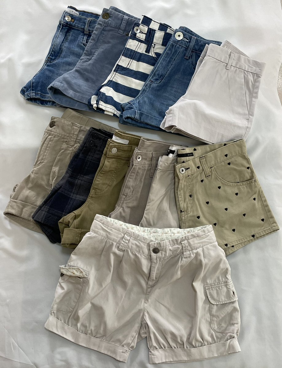 yummydayyy's tweet photo. ส่งต่อกางเกงขาสั้น H&amp;M Zara Uniqlo 
กับเสื้อญี่ปุ่นมือสองน่ารักๆค่าา 

ลงไว้ที่อ.จ @/jellycutie.g แล้วนะคะ
ตามมาลงที่นี่ดึกๆค่า 🧺✨

♡ ค่าส่ง 40฿ (5ตัวขึ้นไป 60฿)
♡ รี+ฟอล ลด 5฿

 #ส่งต่อเสื้อผ้า #ส่งต่อเสื้อผ้ามือสอง #เสื้อผ้ามือสองสภาพดี #เสื้อผ้ามือ2 #เสื้อผ้ามือสองราคาถูก https://t.co/pimtChjzag