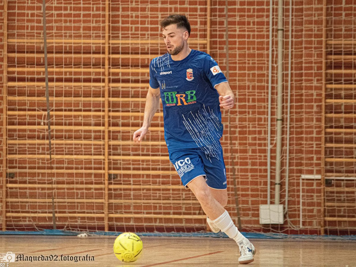 💙RENOVACIÓN💙
Mi Equipo y Aarón Chamorro seguirán una temporada más juntos en la pista. 
Un auténtico puro sangre que se ha ganado al club entero con su calidad y entrega.
Son momentos duros pero @aaroncope17 volverá a hacer vibrar a su grada…
#canteraazul