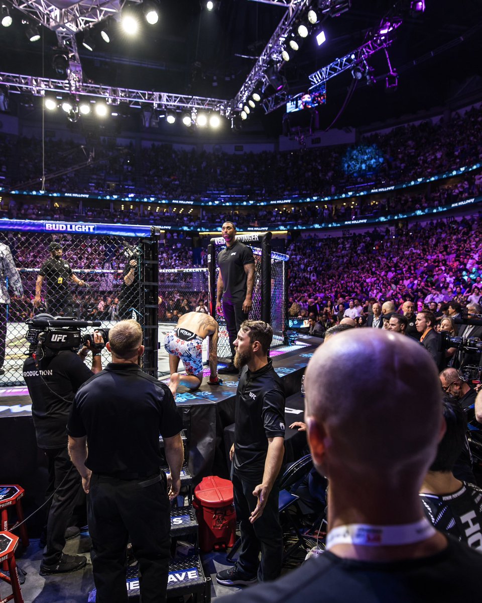 Had our guests feeling like they were the BMF 🤯 #UFC318 #OnlyWithOnLocation
