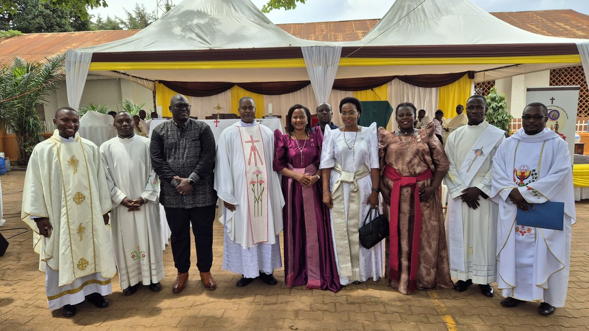 WinifredNakandi's tweet image. Today, I attended the Parish Day of my childhood Church, Our Lady of Mt. Carmel Busega in Lubaga Division. I thank my fellow leaders, Hon. Nassolo Eugenia and the Division Mayor Mberaze (Taata Namuli) for standing with Busega Parish as it prepares for the Golden Jubilee. I was…