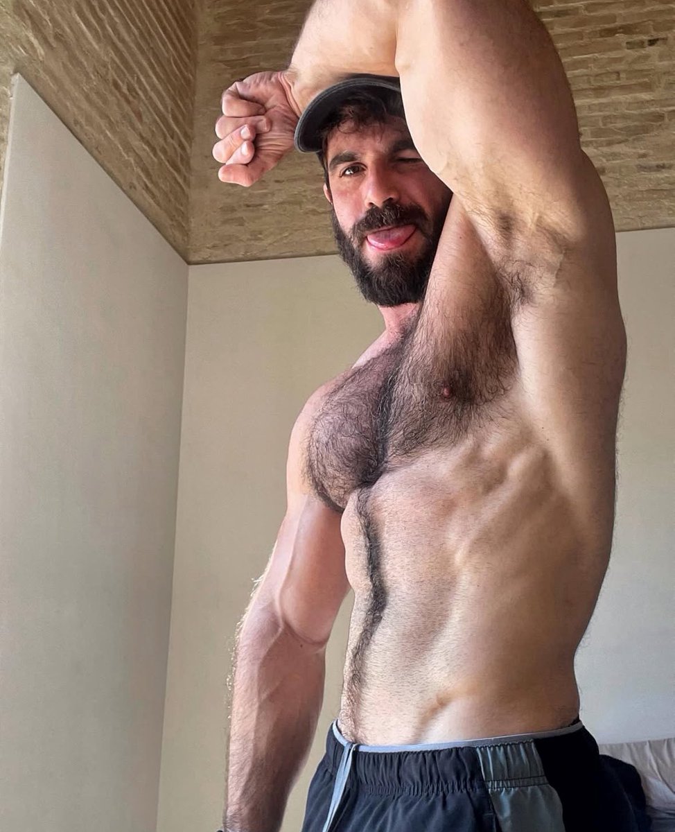 VisualCruising's tweet image. No se retoca lo que ya es provocación pura 💦🤤 — @jensdefries